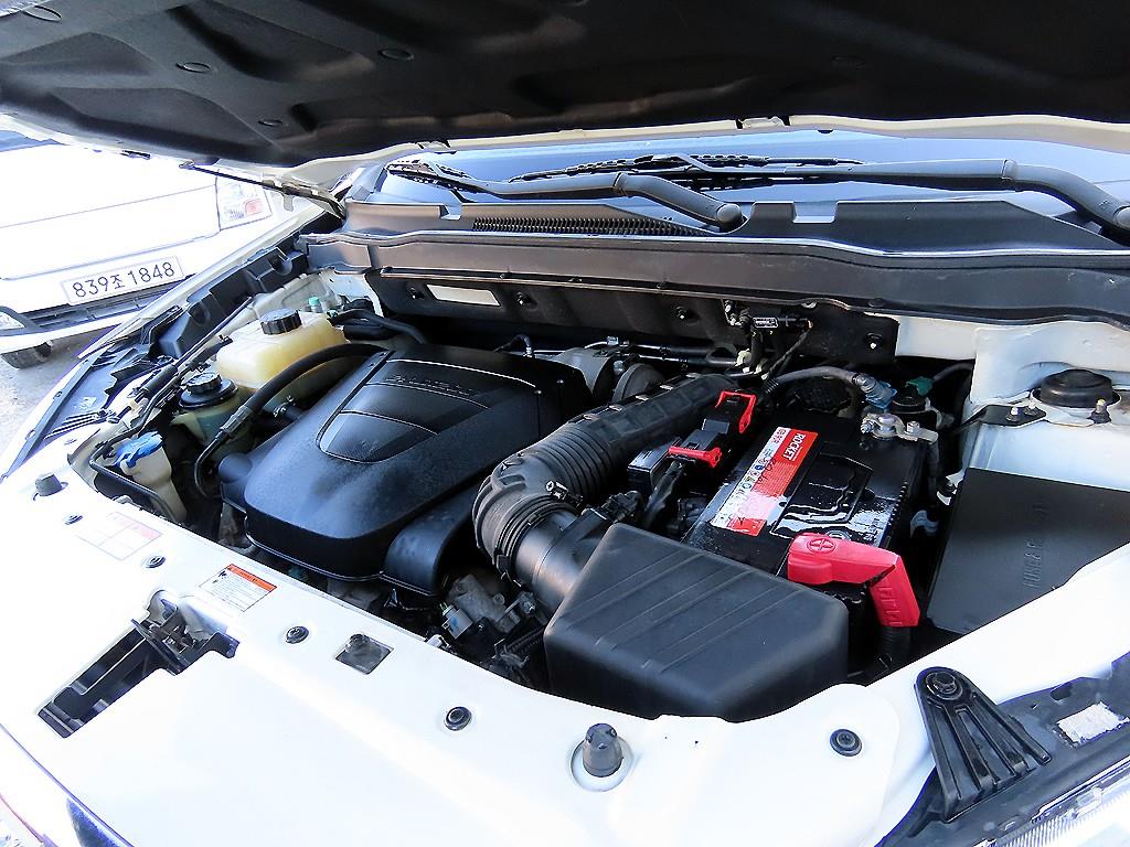 KG모빌리티(쌍용) 코란도C 클러비 2WD - 이미지 3