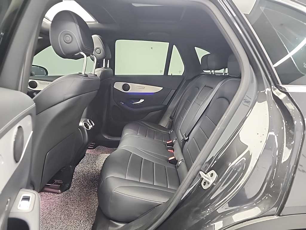 벤츠 GLC클래스 GLC 220d 4매틱 - 이미지 12