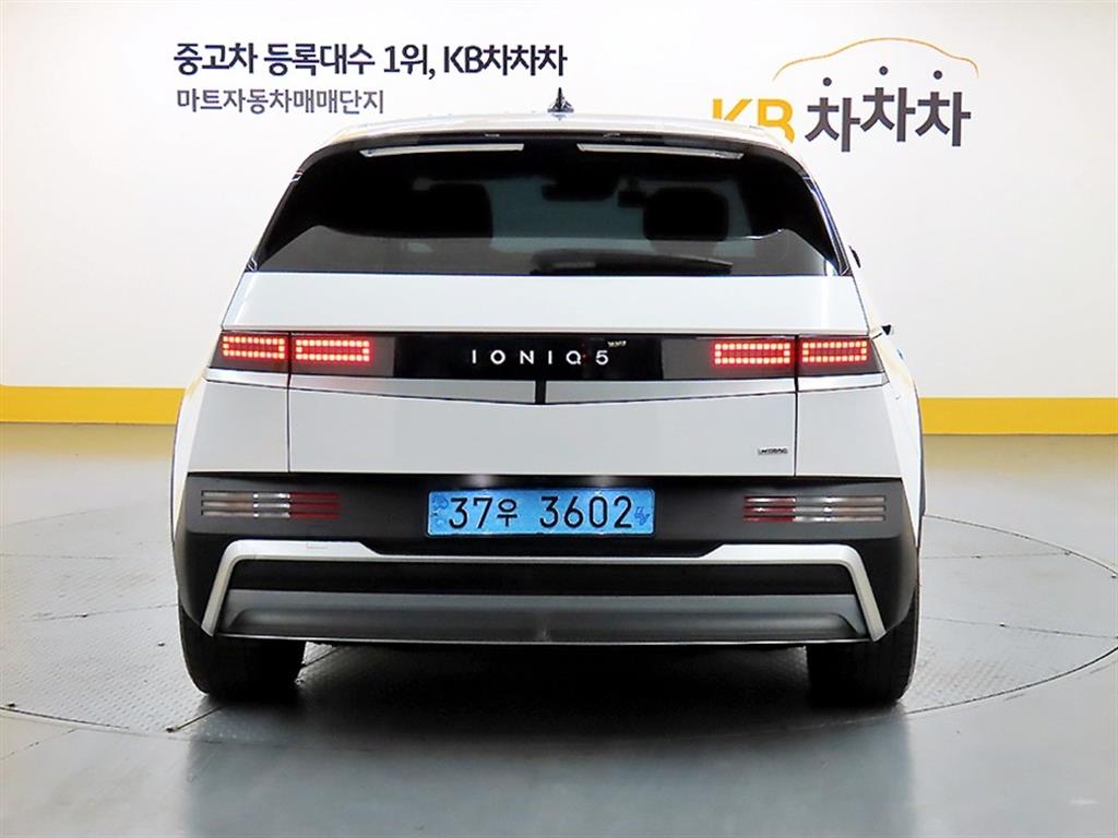 현대 더 뉴아이오닉 5 EV AWD 롱레인지 익스클루시브 - 이미지 16