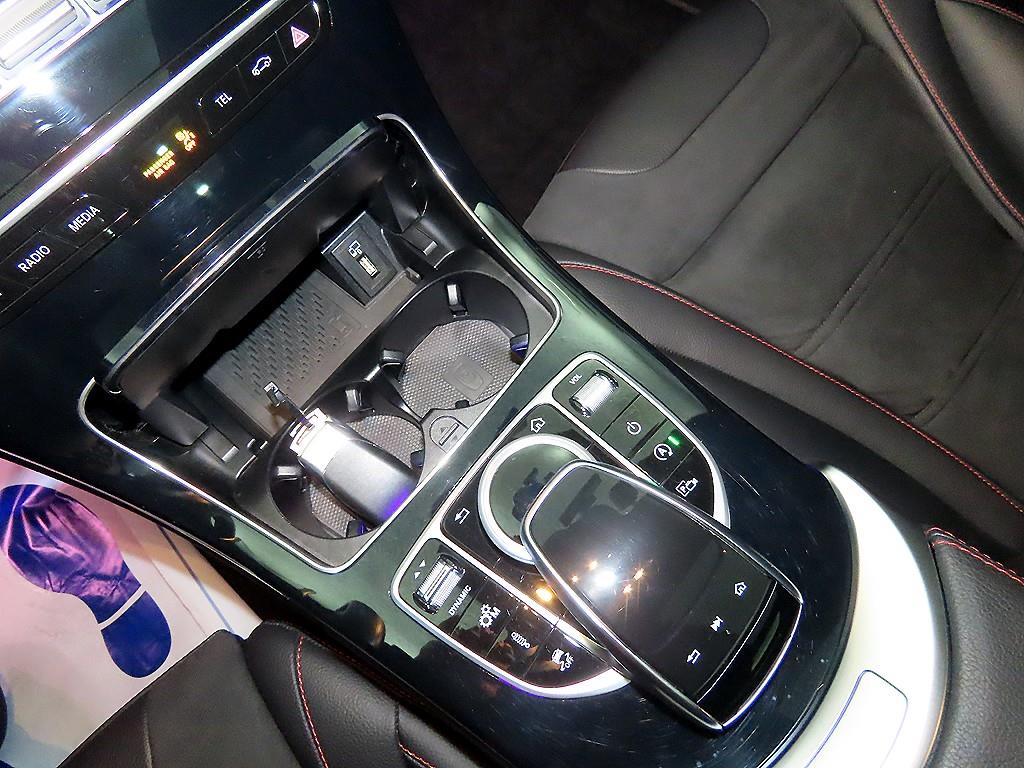 벤츠 C클래스(4세대) C43 AMG 4매틱 - 이미지 6