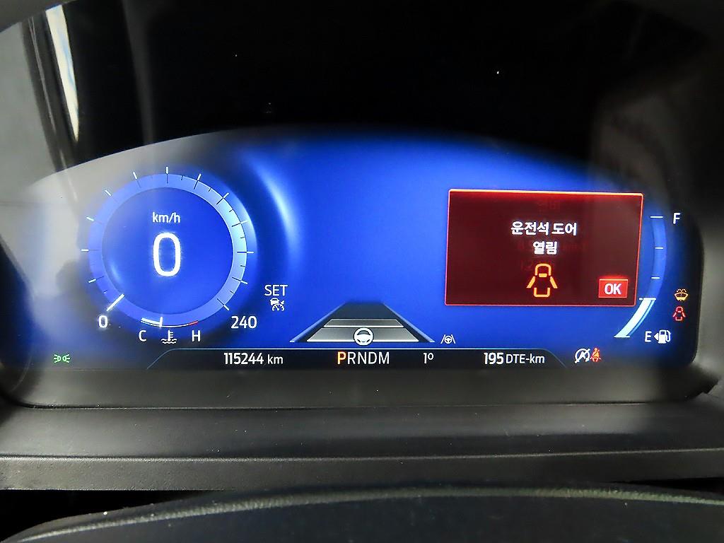 포드 익스플로러(6세대) 3.0 AWD 플래티넘 - 이미지 2