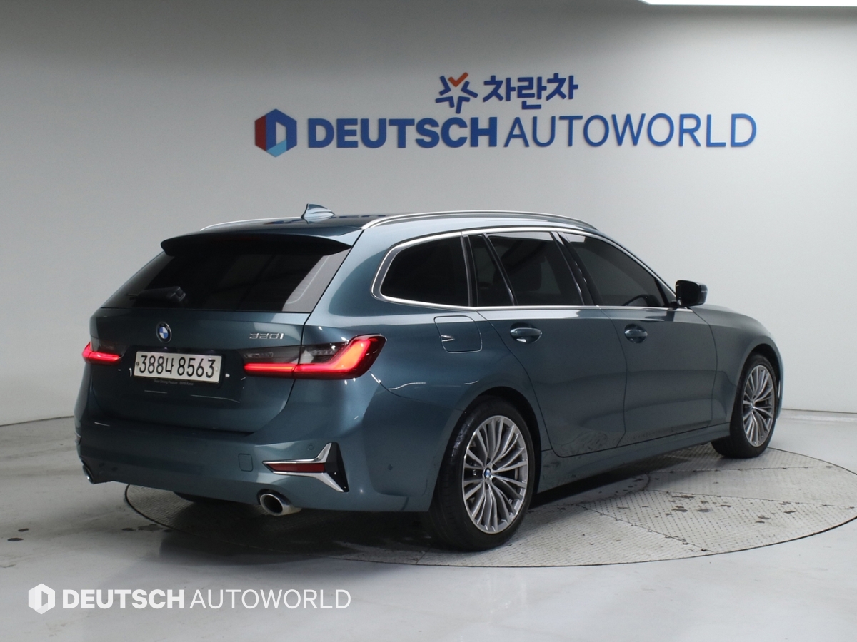 BMW 3시리즈(7세대) 투어링 320i 럭셔리 라인 - 이미지 5