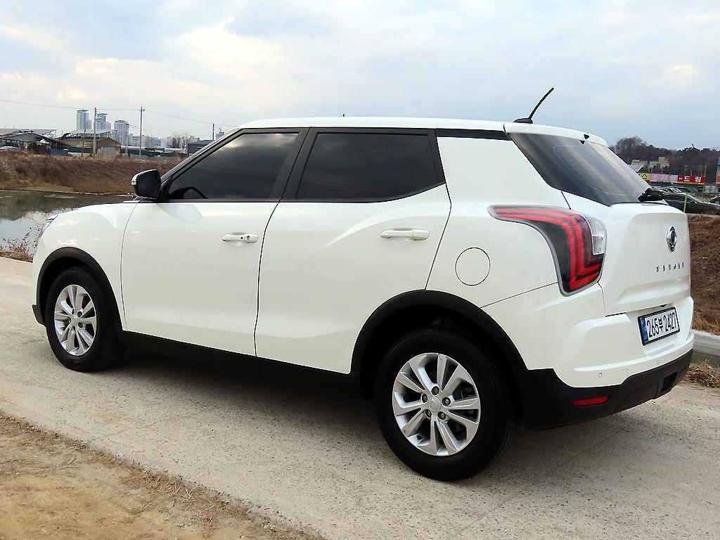 KG모빌리티(쌍용) 베리 뉴 티볼리 1.5 가솔린 2WD 직판용 - 이미지 2