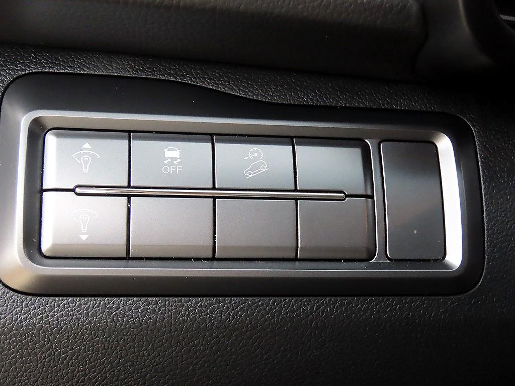 KG모빌리티(쌍용) 베리 뉴 티볼리 1.5 가솔린 2WD 직판용 - 이미지 5