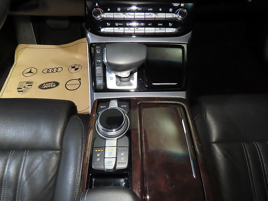 제네시스 EQ900 3.8 GDi AWD 프리미엄 럭셔리 - 이미지 10