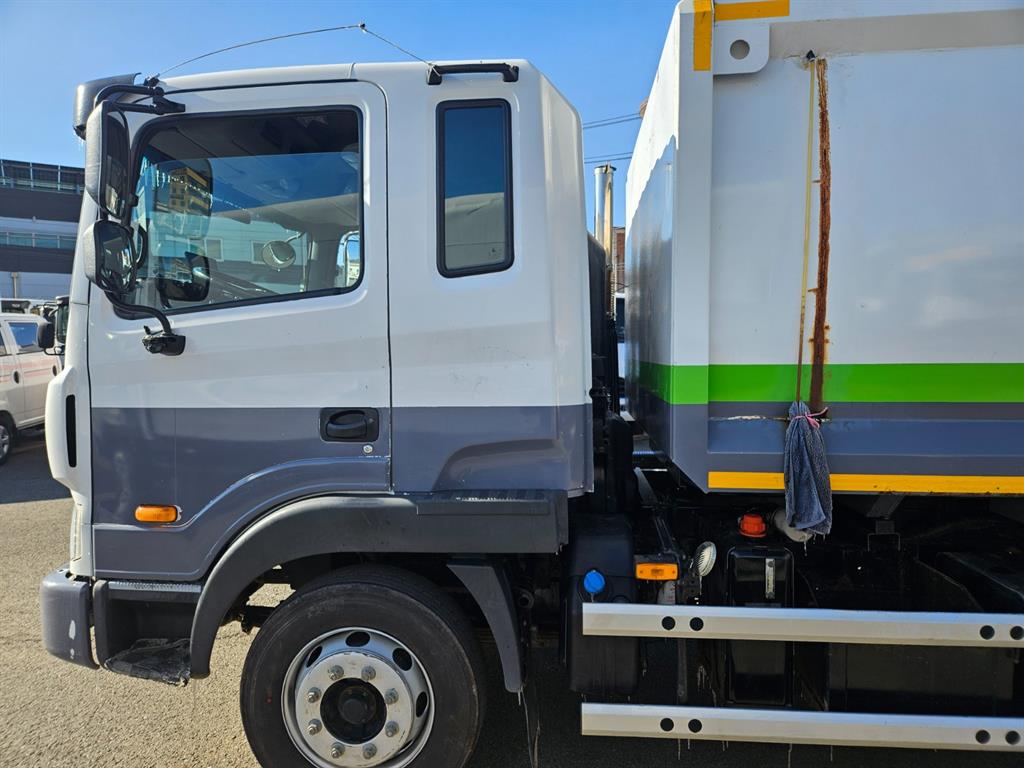 현대 메가트럭 - 이미지 11