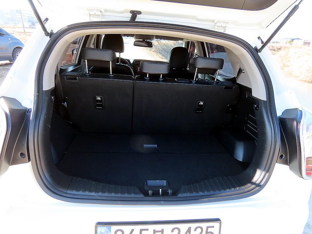 KG모빌리티(쌍용) 베리 뉴 티볼리 1.5 가솔린 2WD 직판용 - 이미지 10