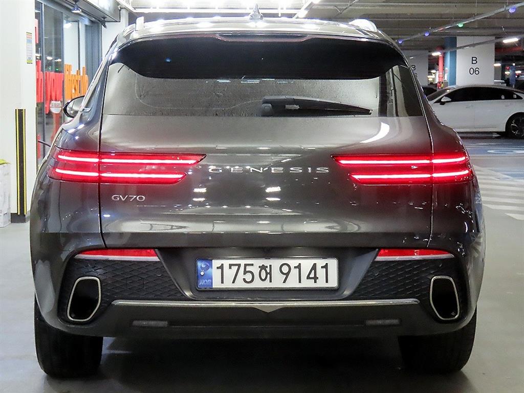 제네시스 GV70 2.5T 2WD 기본형 - 이미지 3