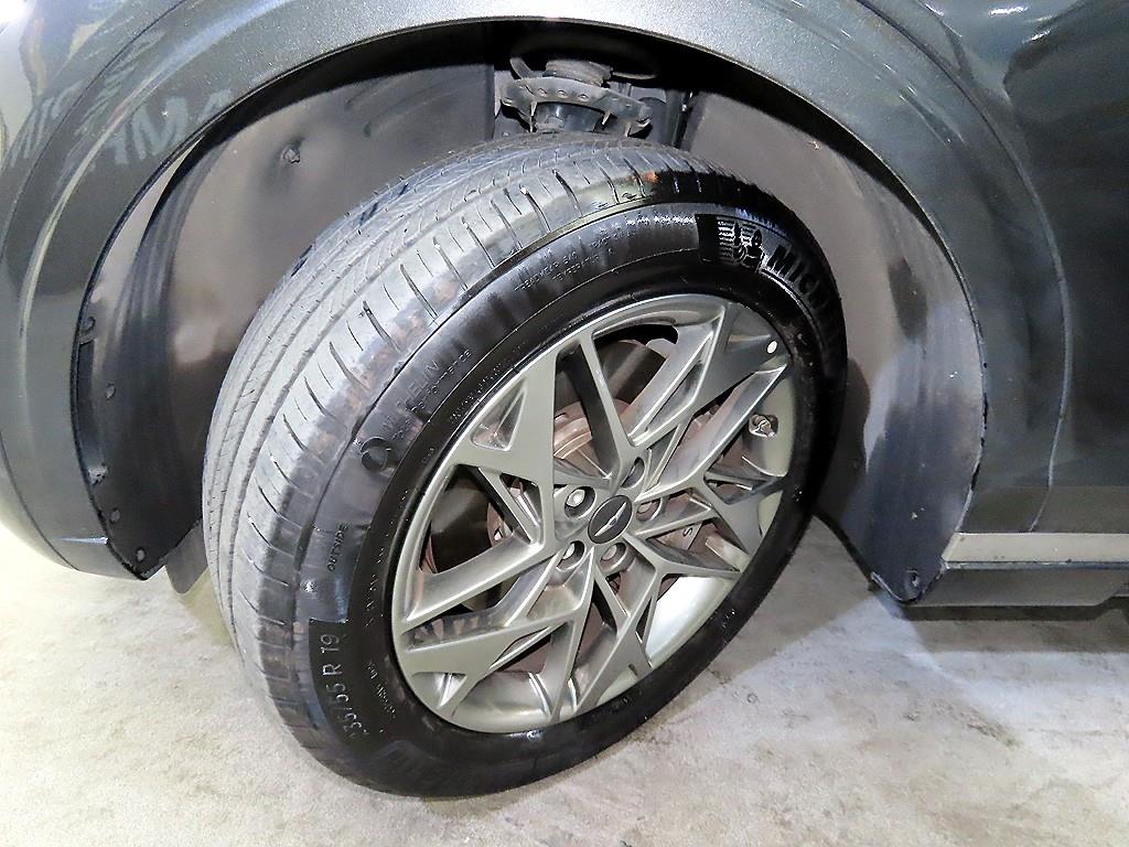 제네시스 GV70 2.5T 2WD 기본형 - 이미지 17