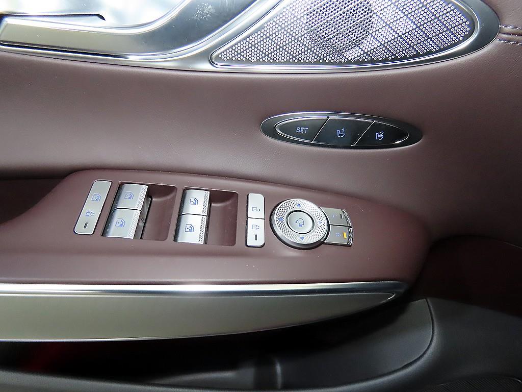 제네시스 GV70 2.5T 2WD 기본형 - 이미지 10