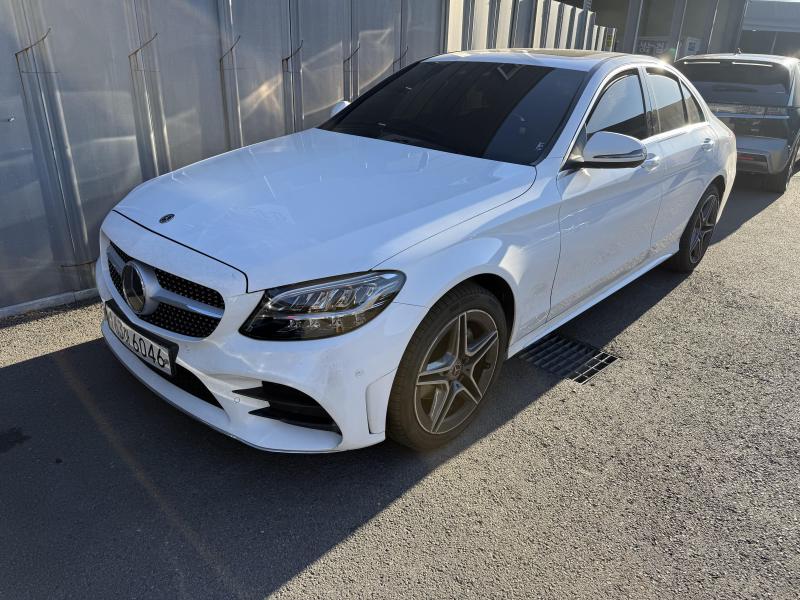 벤츠 C클래스(4세대) C200 AMG 라인 - 이미지 4