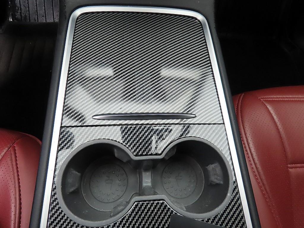 테슬라 모델 Y AWD 롱 레인지 - 이미지 4