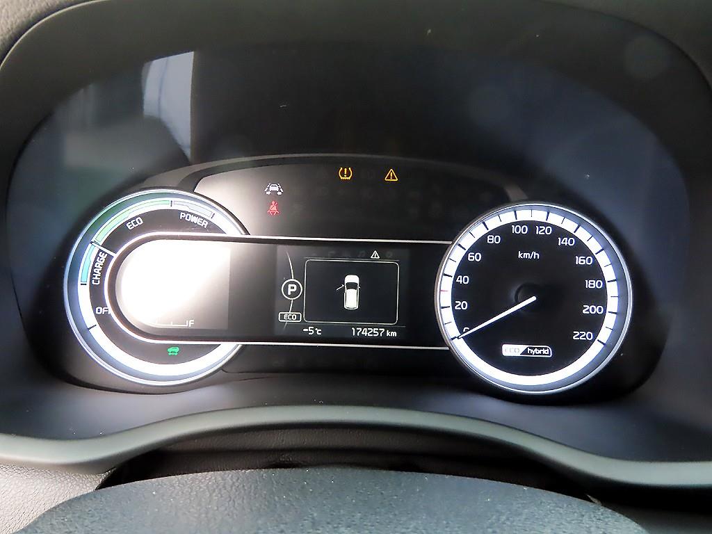 기아 니로 1.6 하이브리드 프레스티지 - 이미지 10