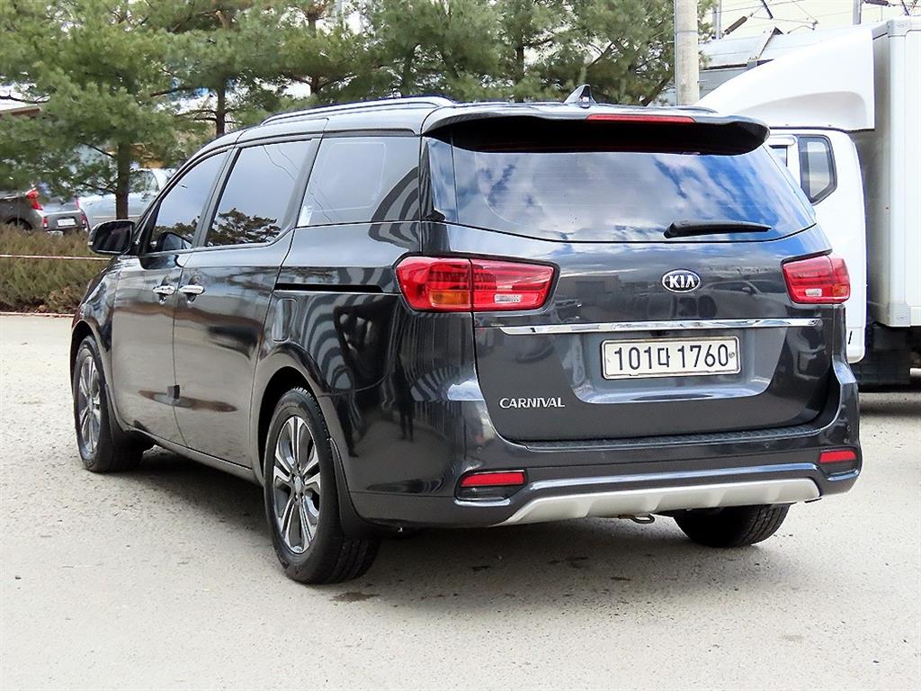 기아 더 뉴카니발 9인승 디젤 럭셔리 - 이미지 9