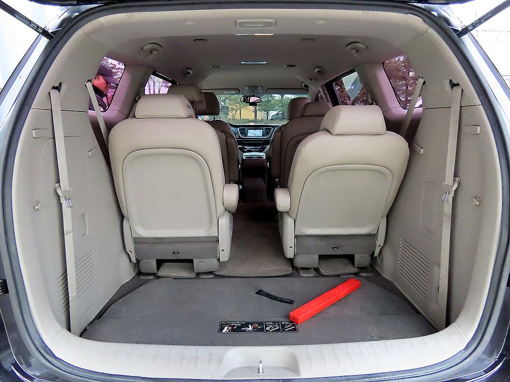 기아 더 뉴카니발 9인승 디젤 럭셔리 - 이미지 14