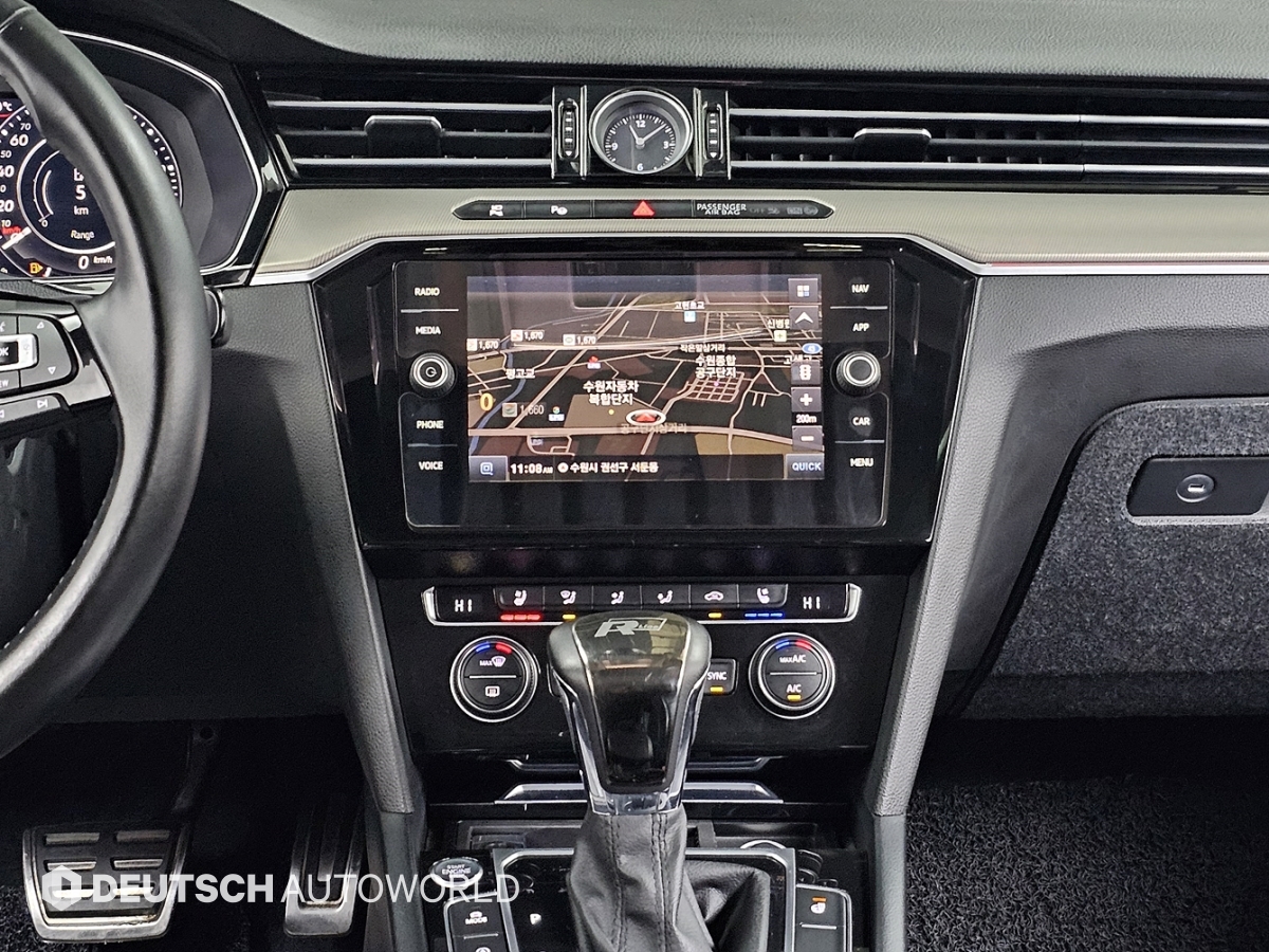 폭스바겐 아테온 2.0 TDI 엘레강스 프레스티지 - 이미지 5