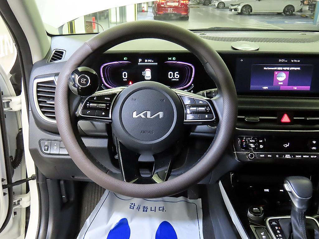 기아 더 뉴셀토스 1.6 가솔린 터보 2WD 프레스티지 - 이미지 3