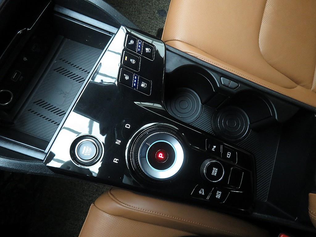 기아 디 올뉴스포티지 하이브리드 1.6 HEV 시그니처 - 이미지 2