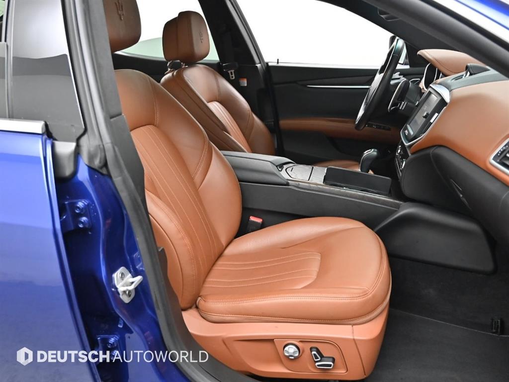 마세라티 기블리(3세대) 3.0 - 이미지 8