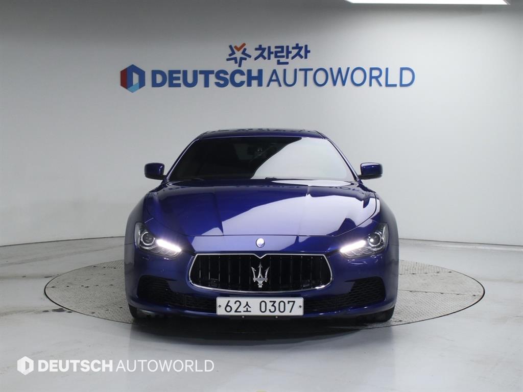 마세라티 기블리(3세대) 3.0 - 이미지 5