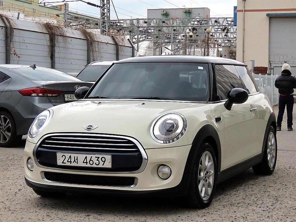 미니 쿠퍼(3세대) 1.5 D 하이 - 이미지 20