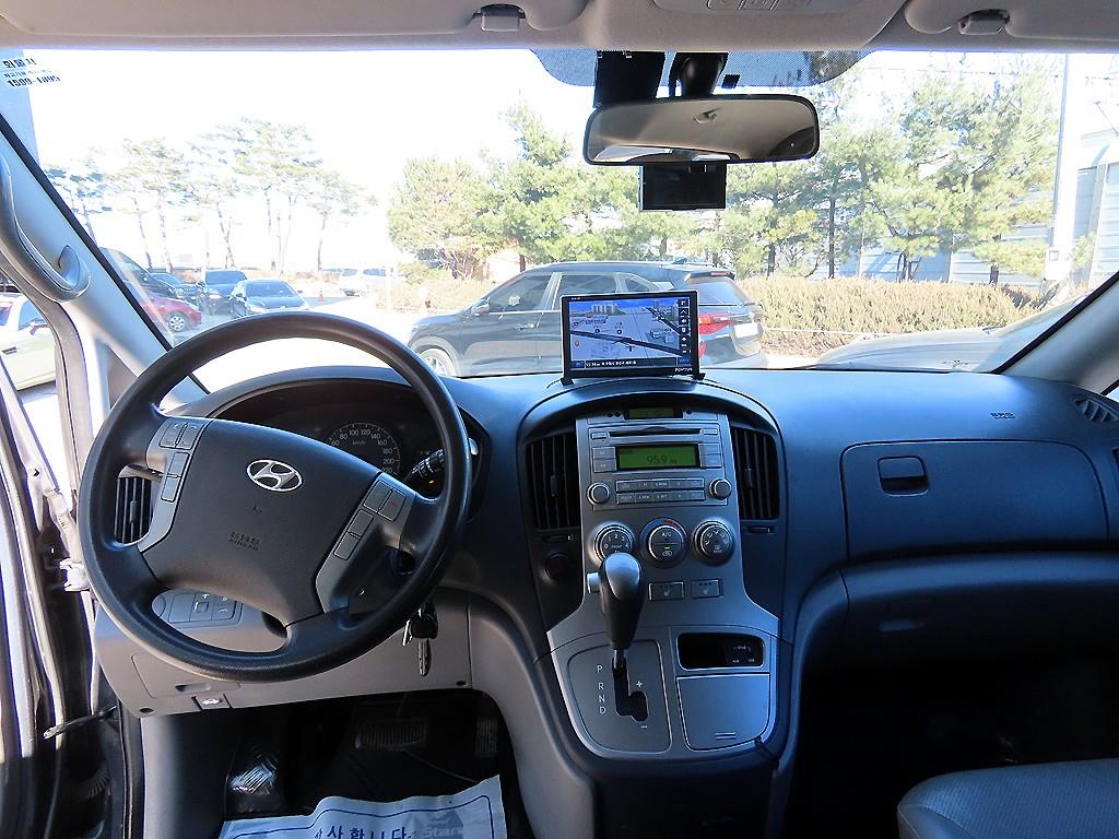 현대 그랜드스타렉스 5인승 디젤 밴 CVX 럭셔리 - 이미지 14