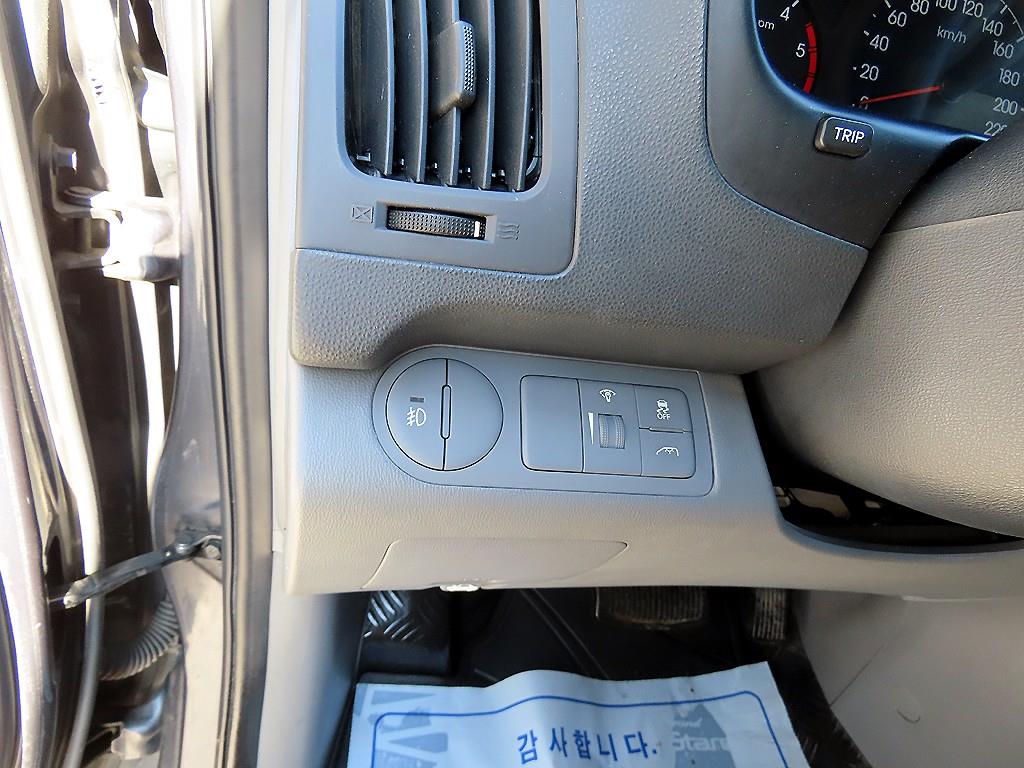 현대 그랜드스타렉스 5인승 디젤 밴 CVX 럭셔리 - 이미지 15