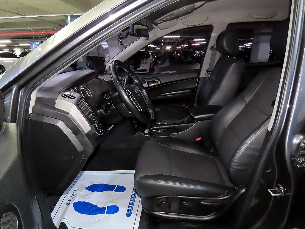 KG모빌리티(쌍용) 코란도 스포츠 CX7 4WD 패션 - 이미지 18