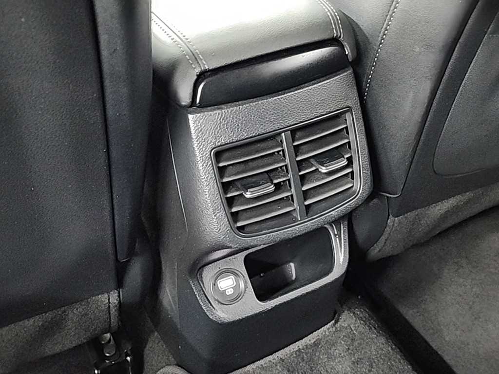 기아 셀토스 1.6 가솔린 2WD 노블레스 - 이미지 2