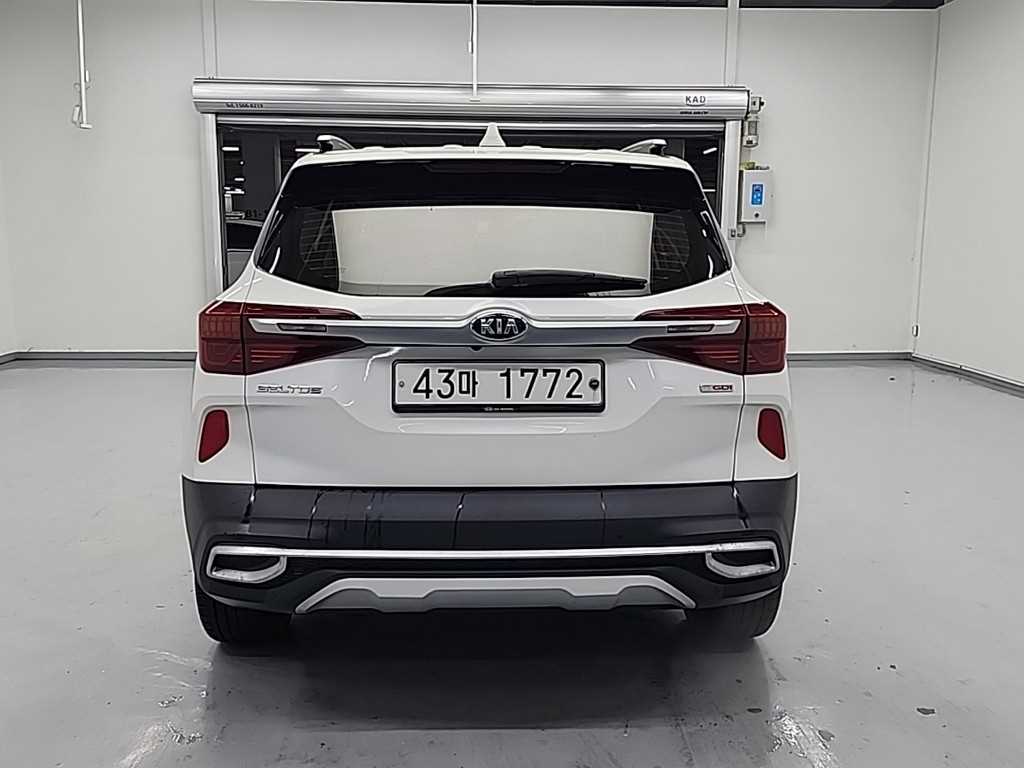 기아 셀토스 1.6 가솔린 2WD 노블레스 - 이미지 5