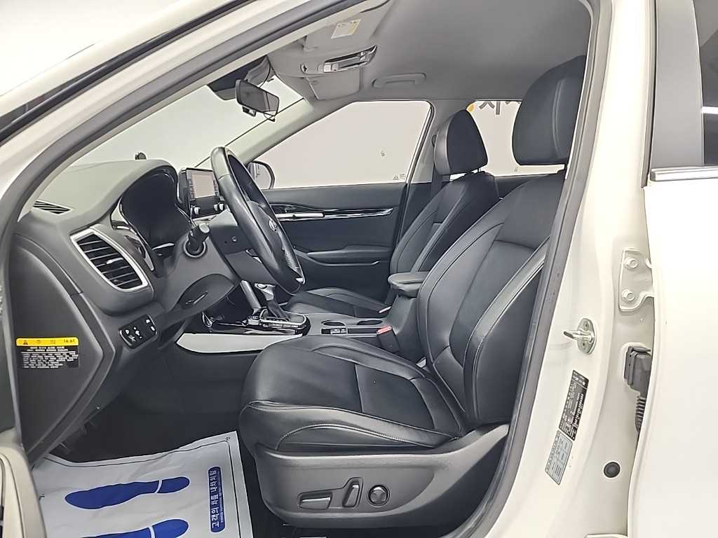 기아 셀토스 1.6 가솔린 2WD 노블레스 - 이미지 12