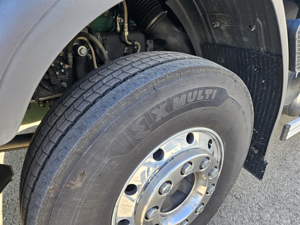 한국상용트럭 카고 13톤 - 이미지 11