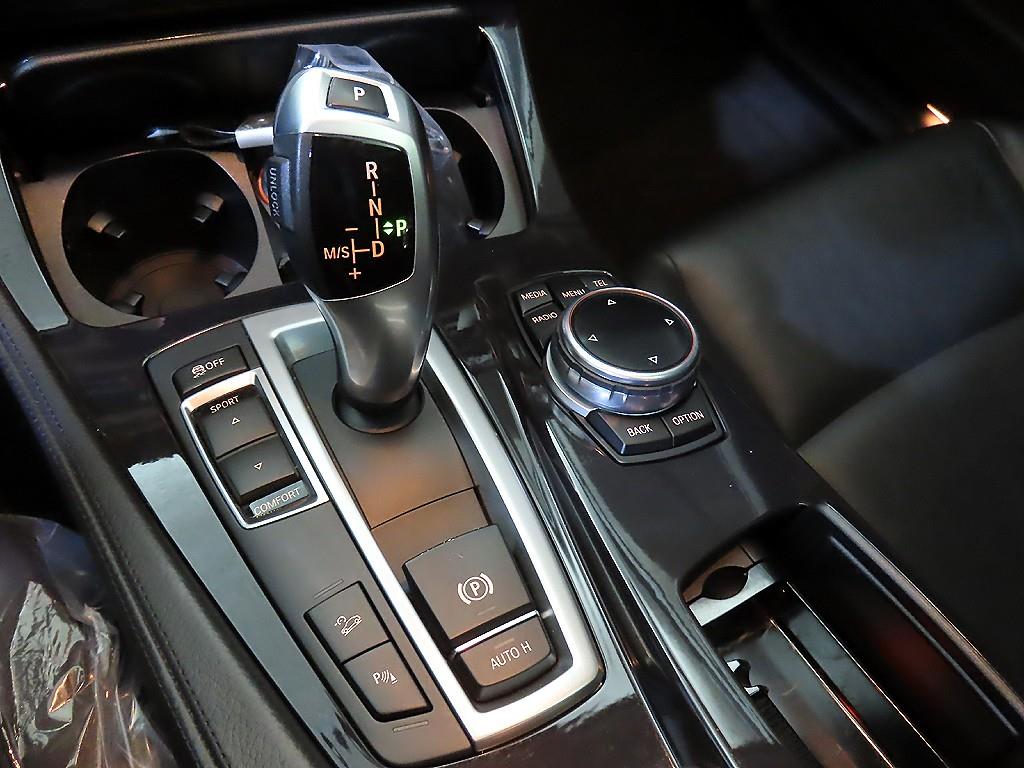 BMW 5시리즈(6세대) 520d xDrive - 이미지 6