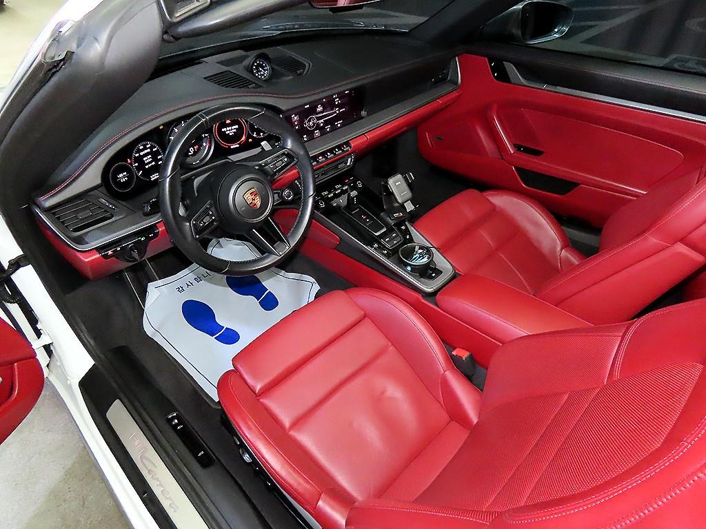 포르쉐 911(992) 카레라 카브리올레