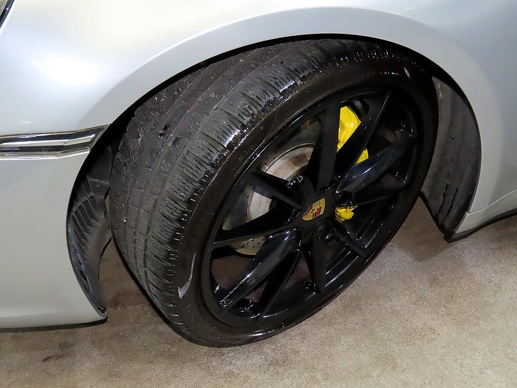 포르쉐 911(992) 카레라 카브리올레 - 이미지 9