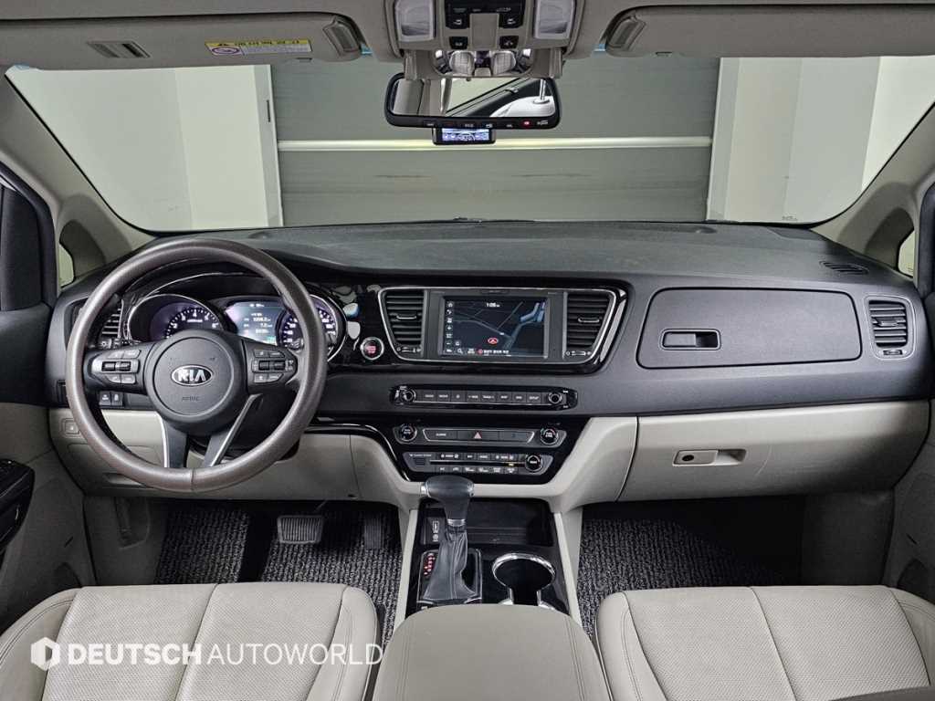 기아 더 뉴카니발 9인승 가솔린 노블레스 스페셜 - 이미지 4