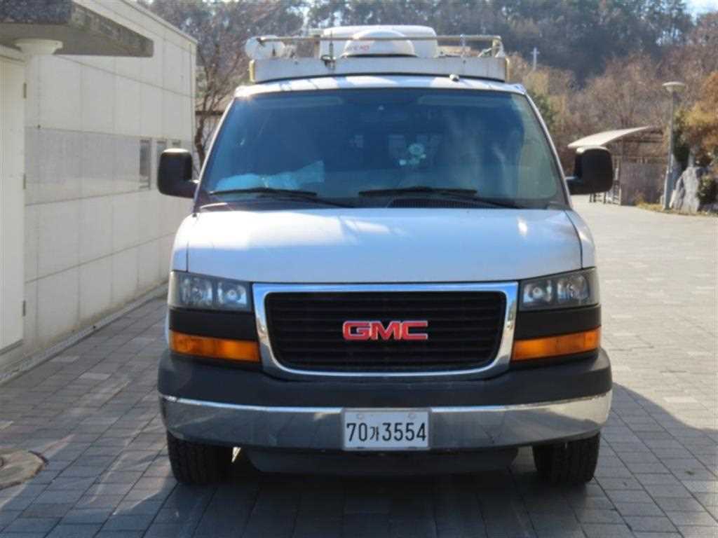 GMC 사바나 6.0 - 이미지 14