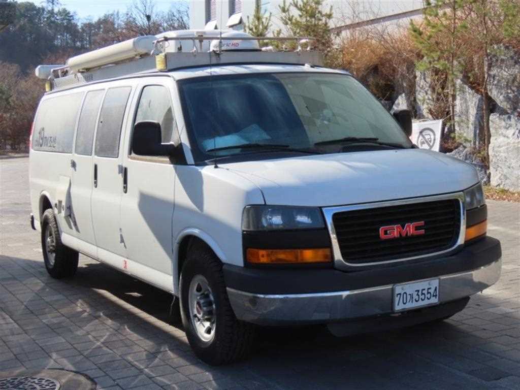 GMC 사바나 6.0 - 이미지 8