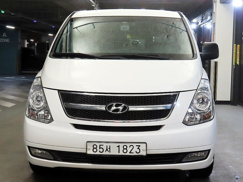 현대 그랜드스타렉스 5인승 디젤 밴 CVX 럭셔리