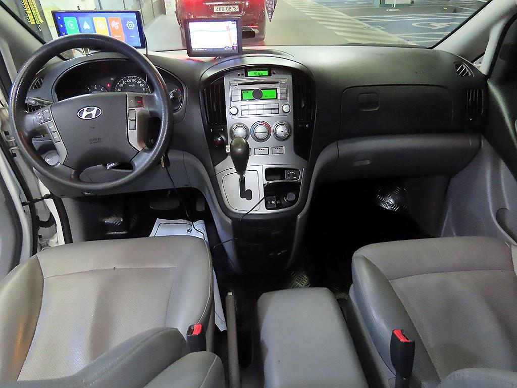 현대 그랜드스타렉스 5인승 디젤 밴 CVX 럭셔리 - 이미지 16