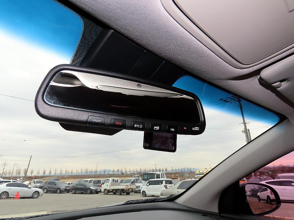 기아 스포티지 더 볼드 R2.0 디젤 2WD 프레스티지 - 이미지 12