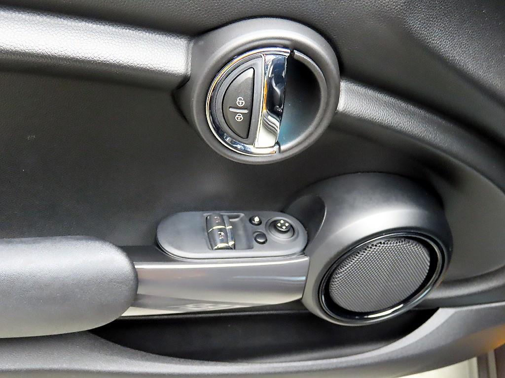 미니 쿠퍼(3세대) 1.5 D 미드 - 이미지 7