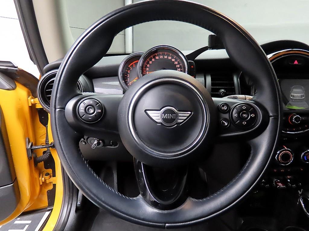 미니 쿠퍼(3세대) 1.5 D 미드 - 이미지 15
