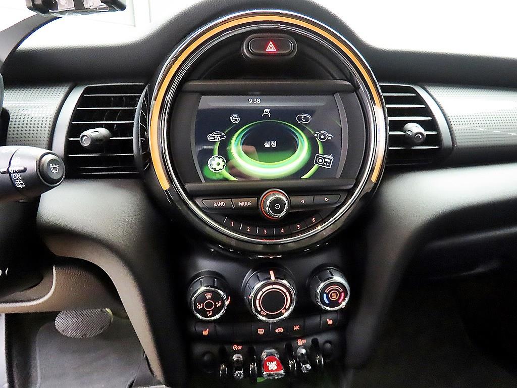 미니 쿠퍼(3세대) 1.5 D 미드 - 이미지 13