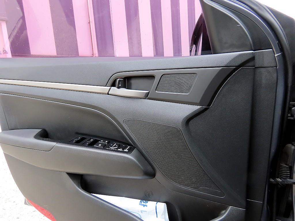 현대 아반떼AD 1.6 GDi 스마트 스페셜