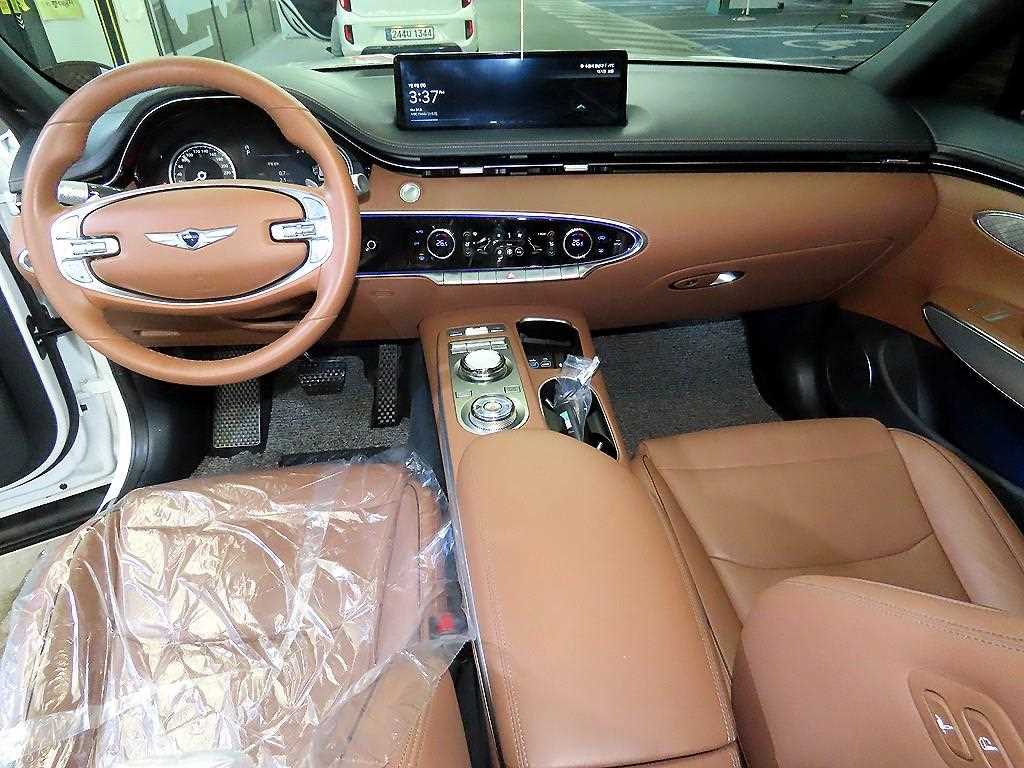 제네시스 GV70 2.5T AWD 기본형 - 이미지 9