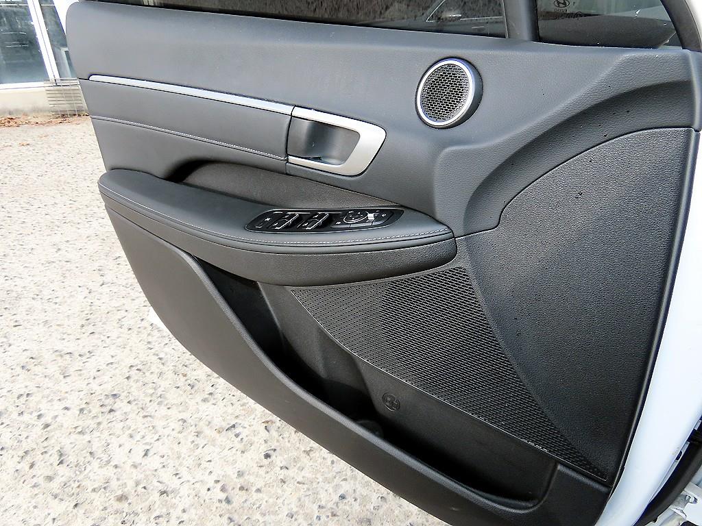 현대 쏘나타 디 엣지 LPG 2.0 택시 - 이미지 19