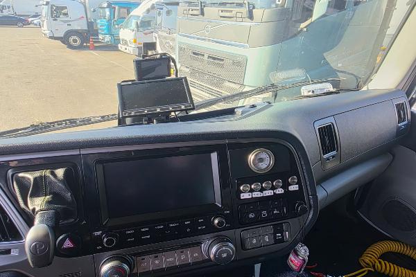 한국상용트럭 카고 9.5톤 - 이미지 2