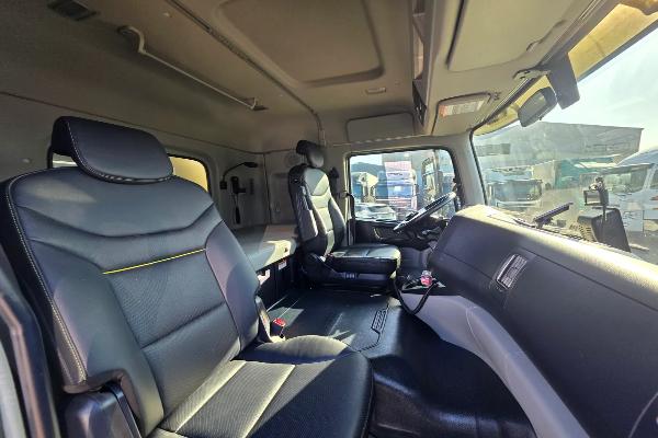 한국상용트럭 카고 9.5톤 - 이미지 9