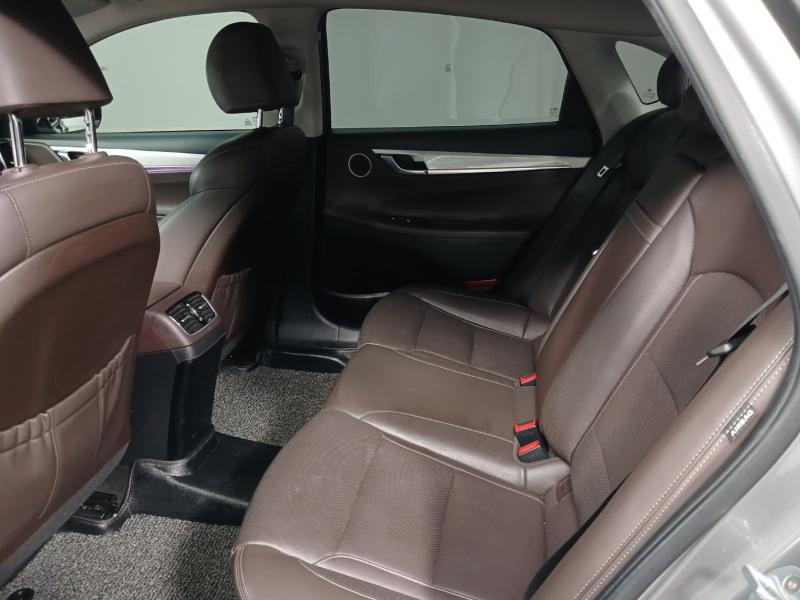 현대 그랜저IG 2.4 GDi 프리미엄 - 이미지 4